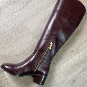 Michael Kors Women Boots Size 5